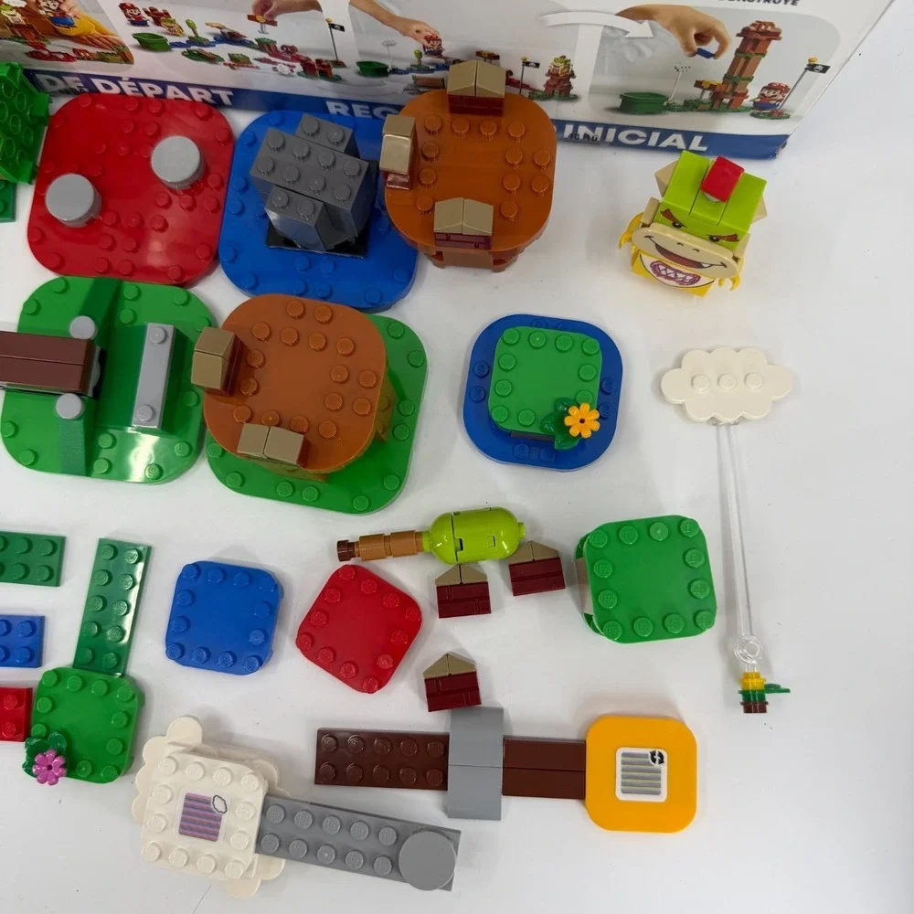LEGO Super Mario Adventures with Mario‎ Starter Course Set 71360 As is